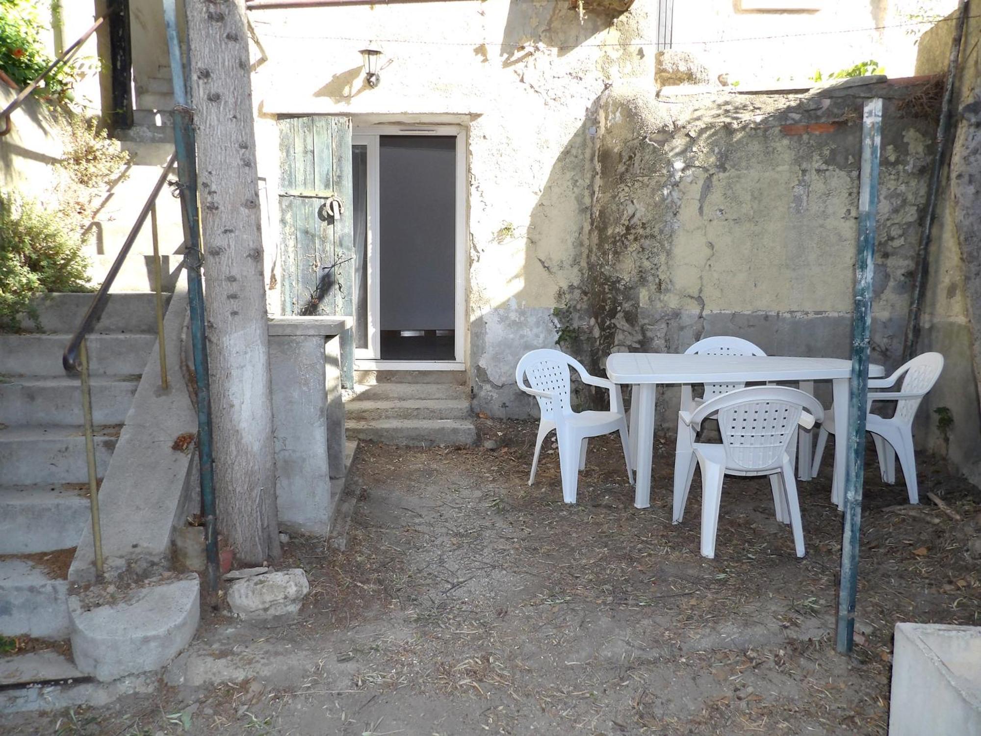 Studio Chez Steph Eyguières Esterno foto